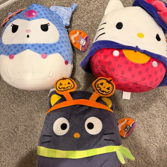 NEW SQUISHMALLOWS SET OF 3! - Picture 3 of 3